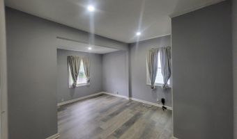 126 Seabreeze Ave, Middletown, NJ 07748