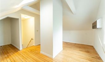 1122 Pawtucket Ave, East Providence, RI 02916