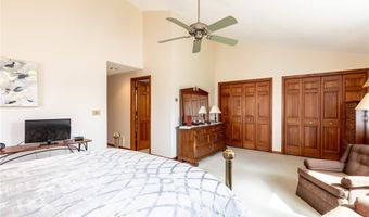 288 W Maplemere Rd, Amherst, NY 14221