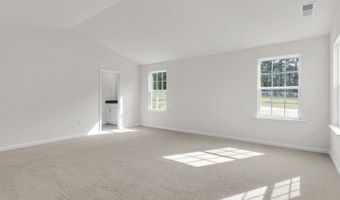 1052 Misty Creek Dr, Aberdeen, NC 28315