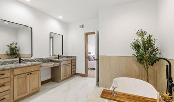 325 S Lakeview Way, Ashland, NE 68003
