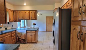 715 S Dodge St, Algona, IA 50511