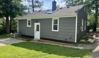 1496 Newport Rd, Ann Arbor, MI 48103