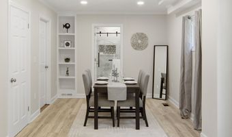16 Deepwood Dr, Cheshire, CT 06410