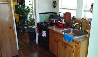 27 Coolidge Ave, Amityville, NY 11701