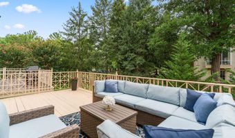 10023 STERLING Ter, Rockville, MD 20850