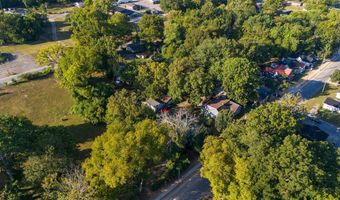 240 N Main St, Adairville, KY 42202