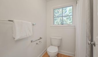 5517 MCKINLEY St, Bethesda, MD 20817