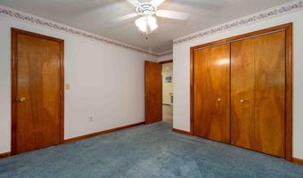 100 W YOUGHIOGHENY Dr, Aurora, WV 26705