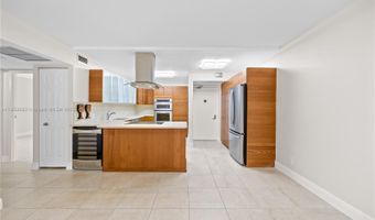 20379 W Country Club Dr 1239, Aventura, FL 33180