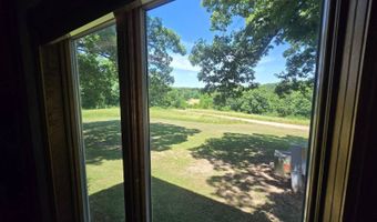 1537 270th St, Argyle, IA 52619