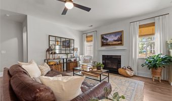 500 Legacy Lakes Way, Aberdeen, NC 28315