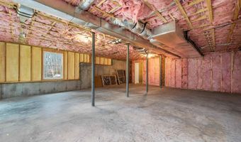 650 Alton Mountain Rd, Alton, NH 03810