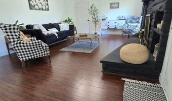 614 6th St NE, Arab, AL 35016