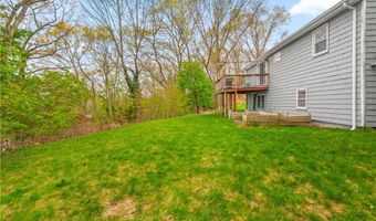 6 Linda Ct, Coventry, RI 02816
