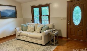 21 Ashwood Dr, Asheville, NC 28803
