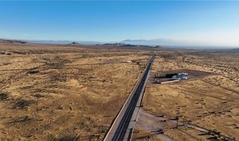 4 Stoddard Wells Rd, Apple Valley, CA 92307