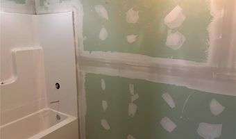 207 NE 2nd St, Adair, OK 74330