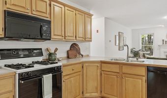 26 Overlook Dr, Acton, MA 01720