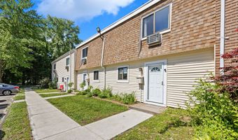 7 Sutton Pl 7, Bloomfield, CT 06002