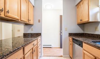 17 Eden Ct 17, Brookfield, CT 06804