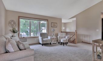 3730 Tower Pond Dr, Anoka, MN 55303