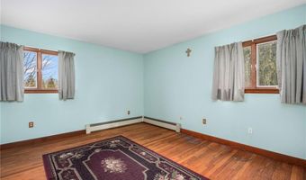 141 Peckham Rd, Little Compton, RI 02837