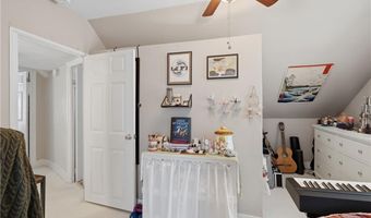 44 Old Great Rd, North Smithfield, RI 02896