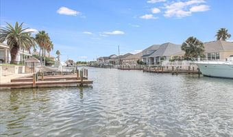 761 Pompano Dr, Aransas Pass, TX 78336