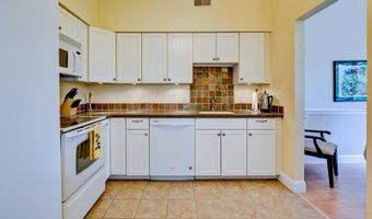 16 Great Horned Owl Ct, Allamuchy Twp., NJ 07840