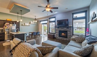 1304 S 10th St, Adel, IA 50003