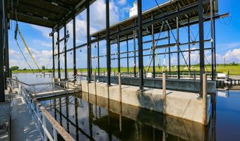 511 WINTERSIDE Dr, Apollo Beach, FL 33572