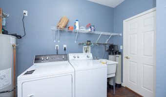 103 Minuteman Cir, Allentown, NJ 08501