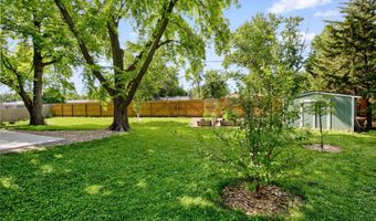 1421 NW Pebble Dr, Ankeny, IA 50023