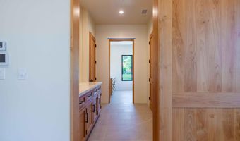 2224 Careful Ave, Agoura Hills, CA 91301