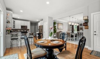 21 Huntington Ridge Rd, Bedford, NH 03110