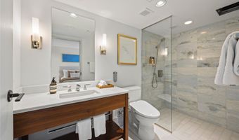 383 Kalaimoku St 3010, Honolulu, HI 96815