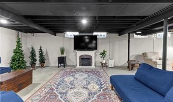 17276 Midway Ave, Allen Park, MI 48101