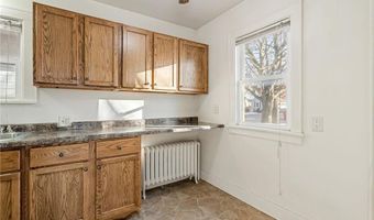 907 8th St SE, Austin, MN 55912