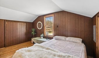95 Bellwater Ave, Barton, VT 05822