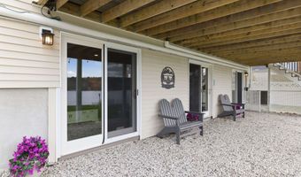 165 Georgetown Dr, Barnstead, NH 03225