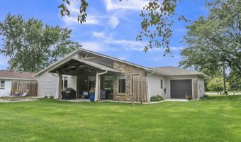 994 Emerald Hills Dr S, Arnolds Park, IA 51331