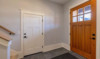 1036 Cummings St 1, Abingdon, VA 24211