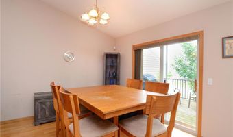 2768 Cutters Grove Cir, Anoka, MN 55303