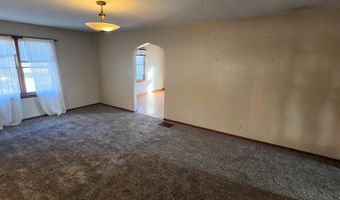 1012 E 11th St, Bicknell, IN 47512