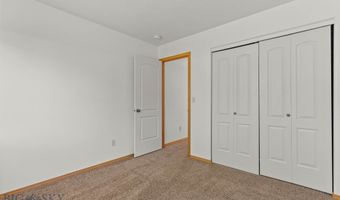 87 Clinton Ln, Belgrade, MT 59714