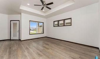 2404 E Tinley St, Brandon, SD 57005