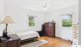 195 Marigold Ln, Ararat, VA 24053