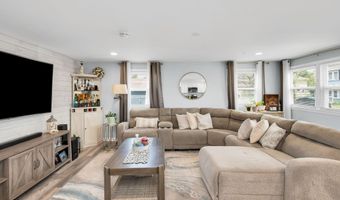 238 Forepeak Ave, Beachwood, NJ 08722