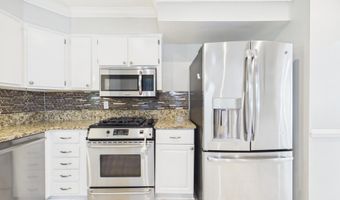 9201 CHERRYTREE Dr, Alexandria, VA 22309